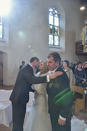 Der Hochzeitsfotograf<br>in Sissach - Hochzeitsfotograf Heiraten in Sissach & Schloss Ebenrain